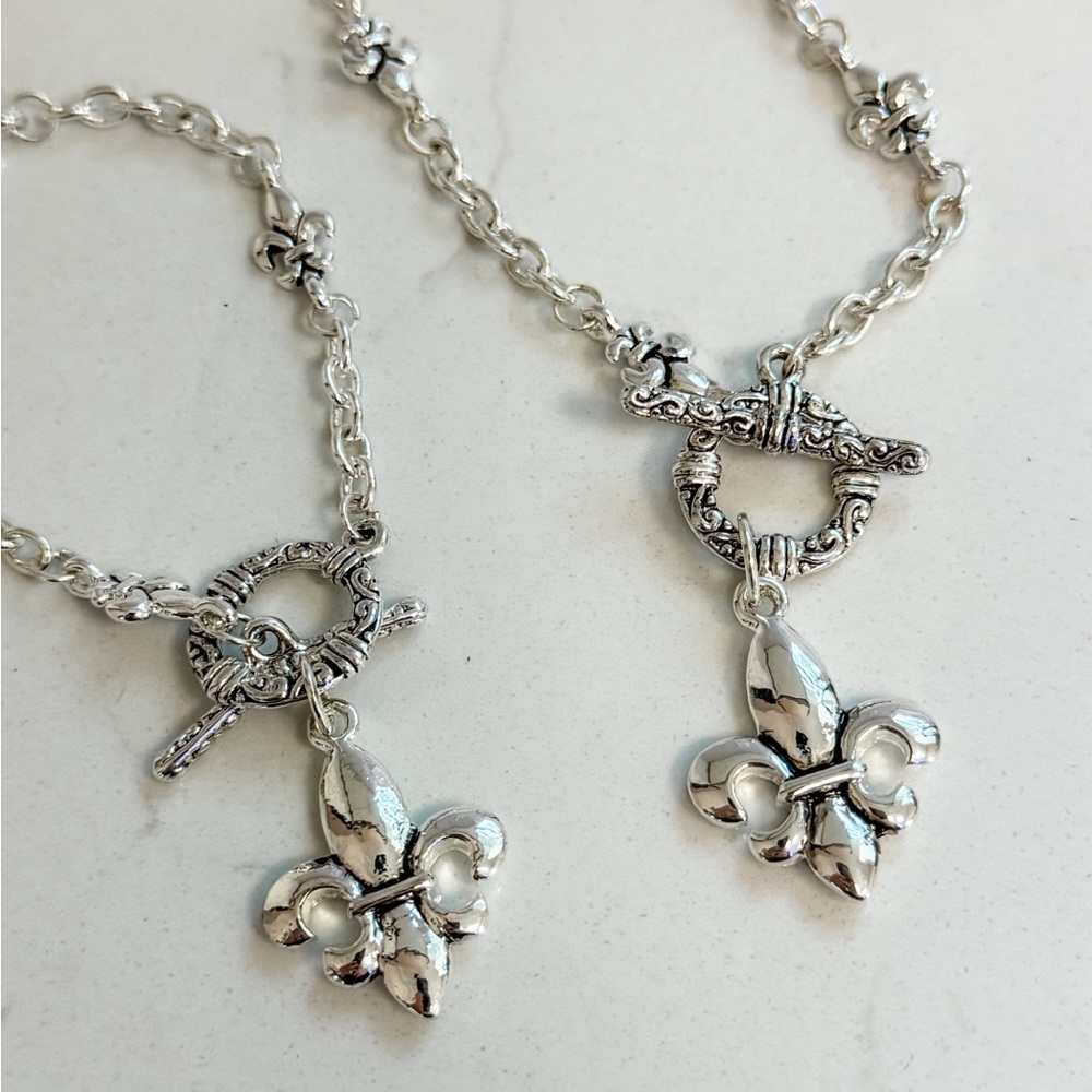 New Stainless Steel Fleur de Lis Bracelet